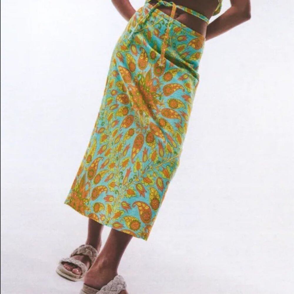 ZARA Printed Cape Midi Skirt - Picture 7 of 7